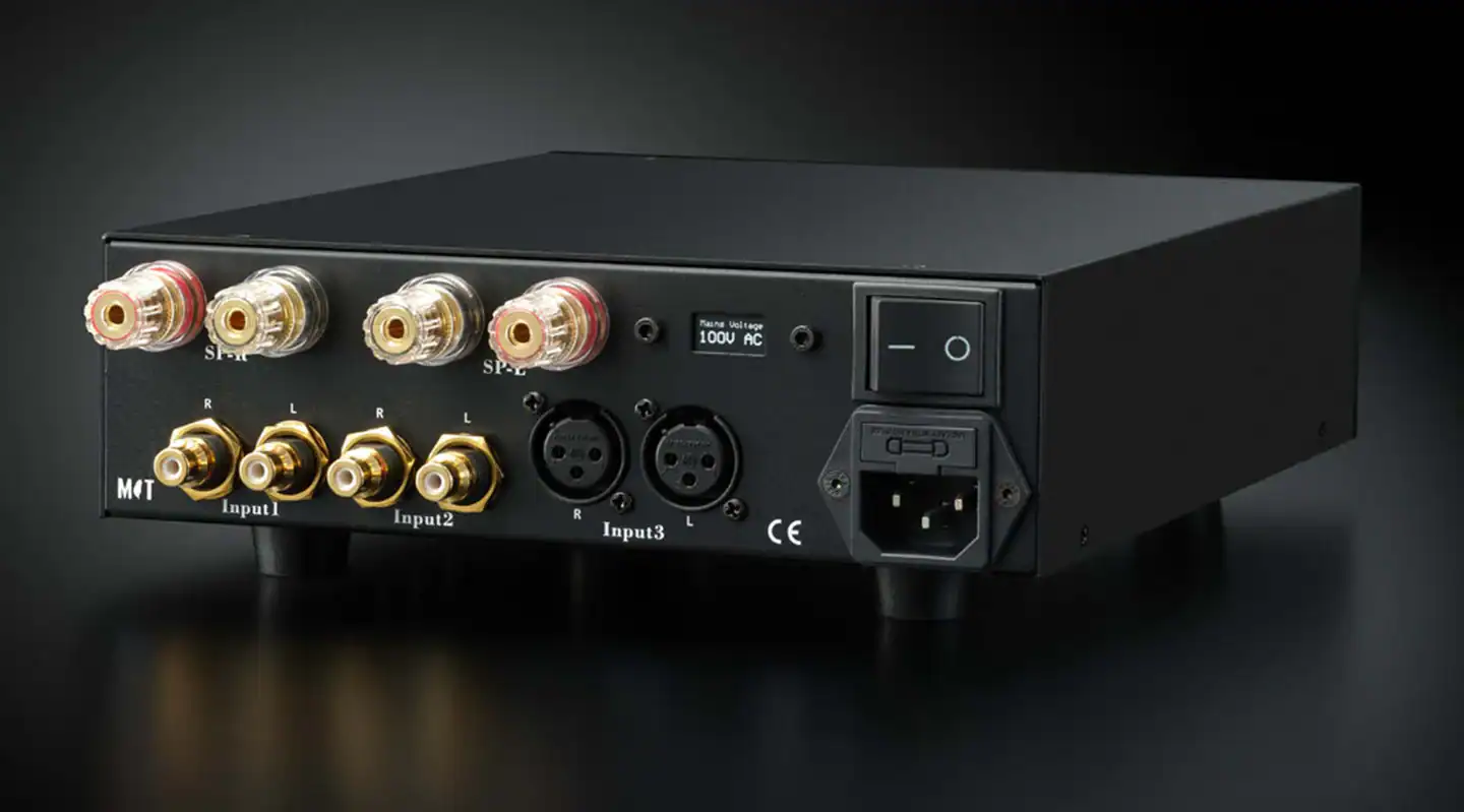 A390-rear-eleven-audio